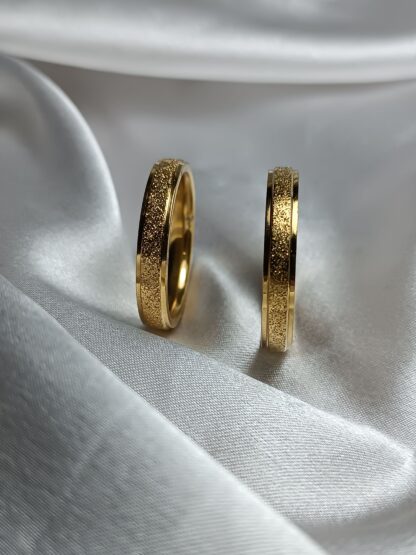Pair of wedding rings made of polished steel 4 mm (CODE: 0107)