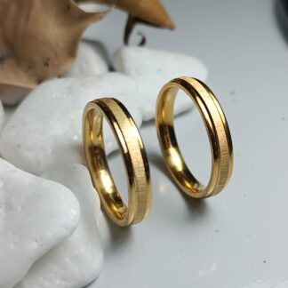 Pair of polished wedding rings, matte finish, thickness 4mm (CODE: 0104)