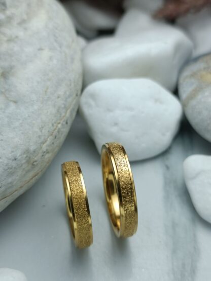 Pair of wedding rings made of polished steel 4 mm (CODE: 0107)