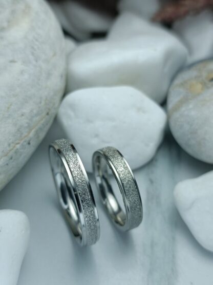 Pair of wedding rings made of polished steel 4 mm (CODE: 0115)