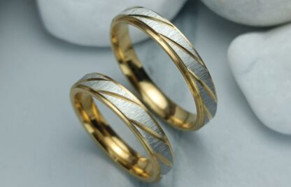 Pair of wedding rings Matt textured (CODE:0125)