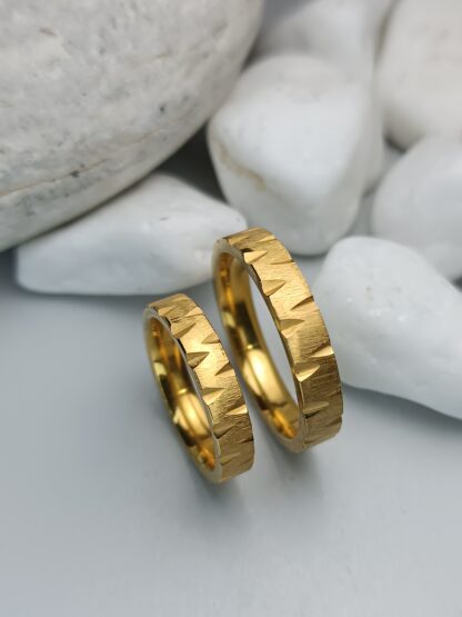 Pair of steel wedding rings with gold finish (CODE: 0103)