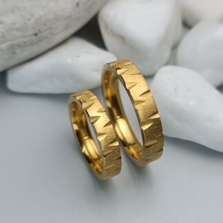 Pair of steel wedding rings with gold finish (CODE: 0103)