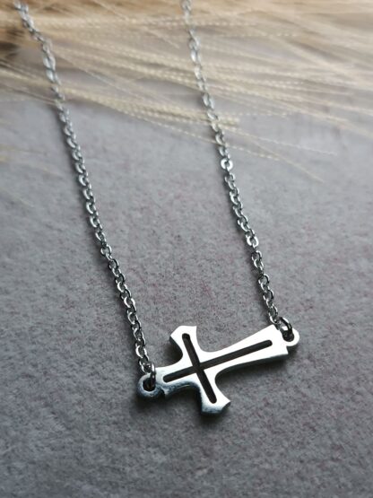 Bracelet with cross (CODE:0334)