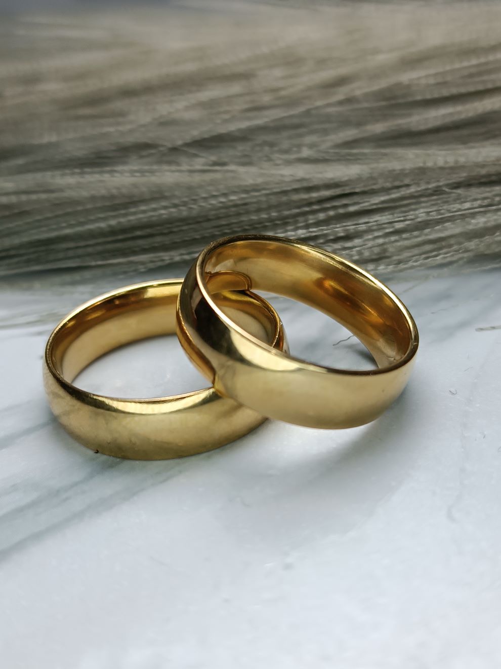 Χρυσές Βέρες Ατσάλι Λουστρέ – Κλασικές & Ανθεκτικές | Kosmimatomania Χρυσές Βέρες Ατσάλι Λουστρέ – Κλασικές & Ανθεκτικές | Kosmimatomania