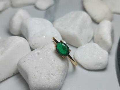 STEEL STONE WITH GREEN STONE, (CODE: 5852689)