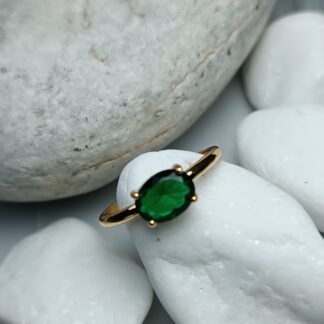 Ring with transparent zircon (CODE: 8846)