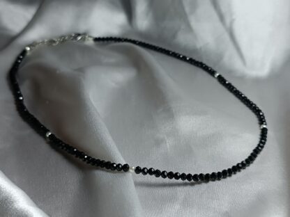 NECKLACE WITH BLACK BEADS (CODE: 75451)