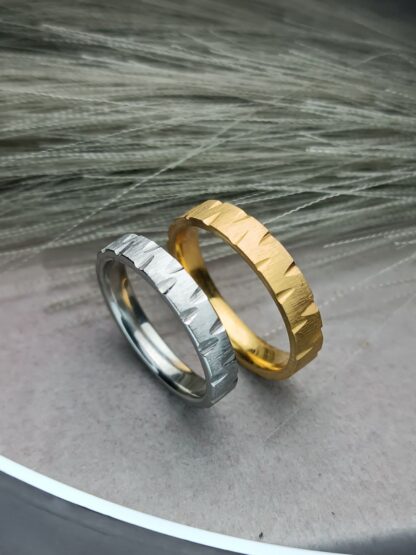 Sagre ring matte gold & silver (CODE: 4002)