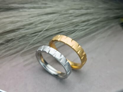 Sagre ring matte gold & silver (CODE: 4002)