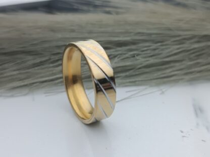 STEEL RING WITH LINES (CODE:104)