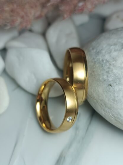 Pair of wedding rings matte and polished surface 6 mm (CODE: 50004)