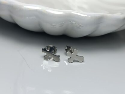 EARRINGS WITH A STEEL CROSS (CODE: 33252)