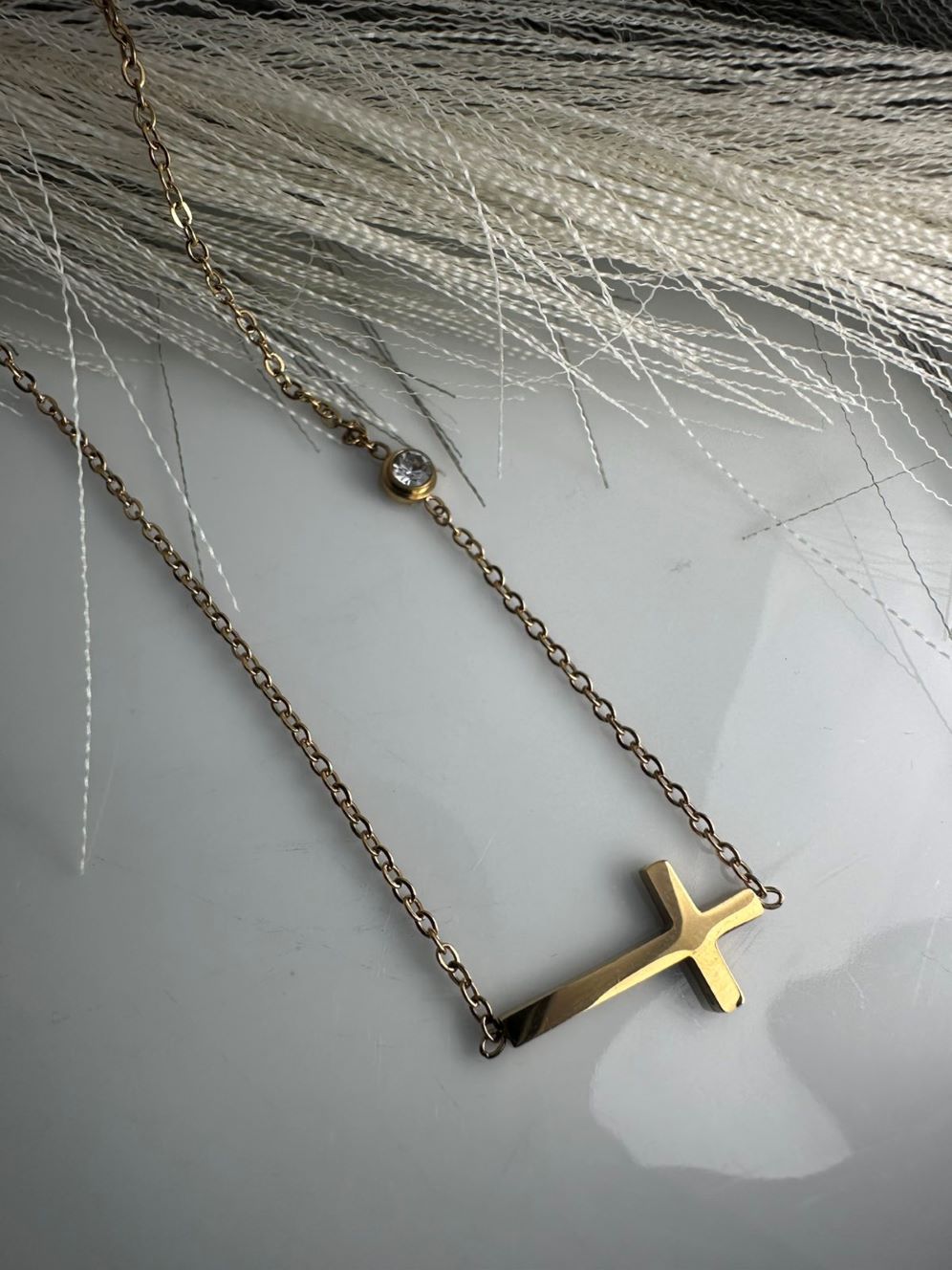 Ατσάλινος Σταυρός Ενωμένος με Αλυσίδα και Διάφανο Κρύσταλλο σε Χρυσό Χρώμα – Κομψό Κολιέ | Kosmimatomania.gr(ΚΩΔ:00214 ) Ατσάλινος Σταυρός Ενωμένος με Αλυσίδα και Διάφανο Κρύσταλλο σε Χρυσό Χρώμα – Κομψό Κολιέ | Kosmimatomania.gr(ΚΩΔ:00214 )