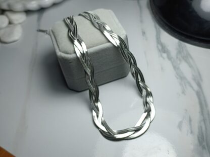 BRAIDED CHAIN IN SILVER COLOR