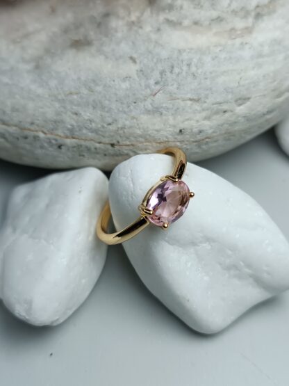 Single stone with pink zircon stones (CODE: 132)