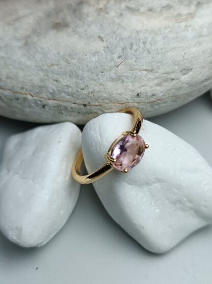 Single stone with pink zircon stones (CODE: 132)