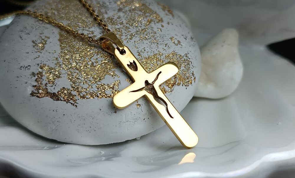 Ανδρικός Χρυσός Σταυρός από Ατσάλι με Χαραγμένο Χριστό & Καρδιά(ΚΩΔ:2233) Ανδρικός Χρυσός Σταυρός από Ατσάλι με Χαραγμένο Χριστό & Καρδιά(ΚΩΔ:2233)