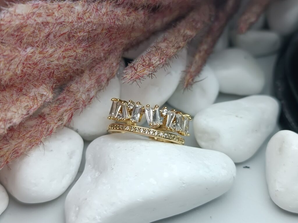 Γιατί τα κοσμήματα στο γραφείο είναι σημαντικά