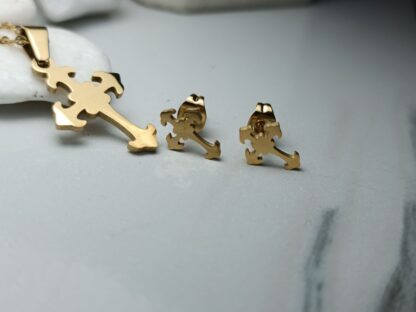 GOLD-PLATED STEEL CROSS WITH EARRINGS (CODE: 1515)