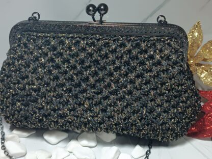 Vintage handmade knitted shoulder bag