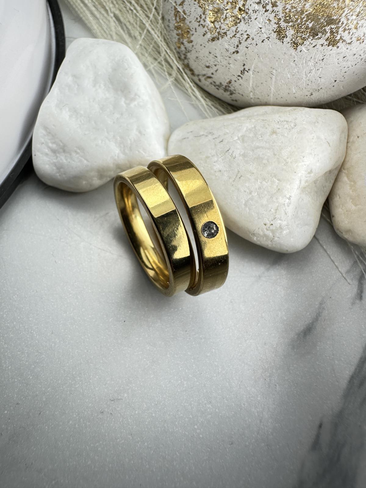 Χρυσές Βέρες Γάμου από Ατσάλι– Κομψές, Ανθεκτικές & Υποαλλεργικές (ΚΩΔ:0017) Χρυσές Βέρες Γάμου από Ατσάλι– Κομψές, Ανθεκτικές & Υποαλλεργικές (ΚΩΔ:0017)