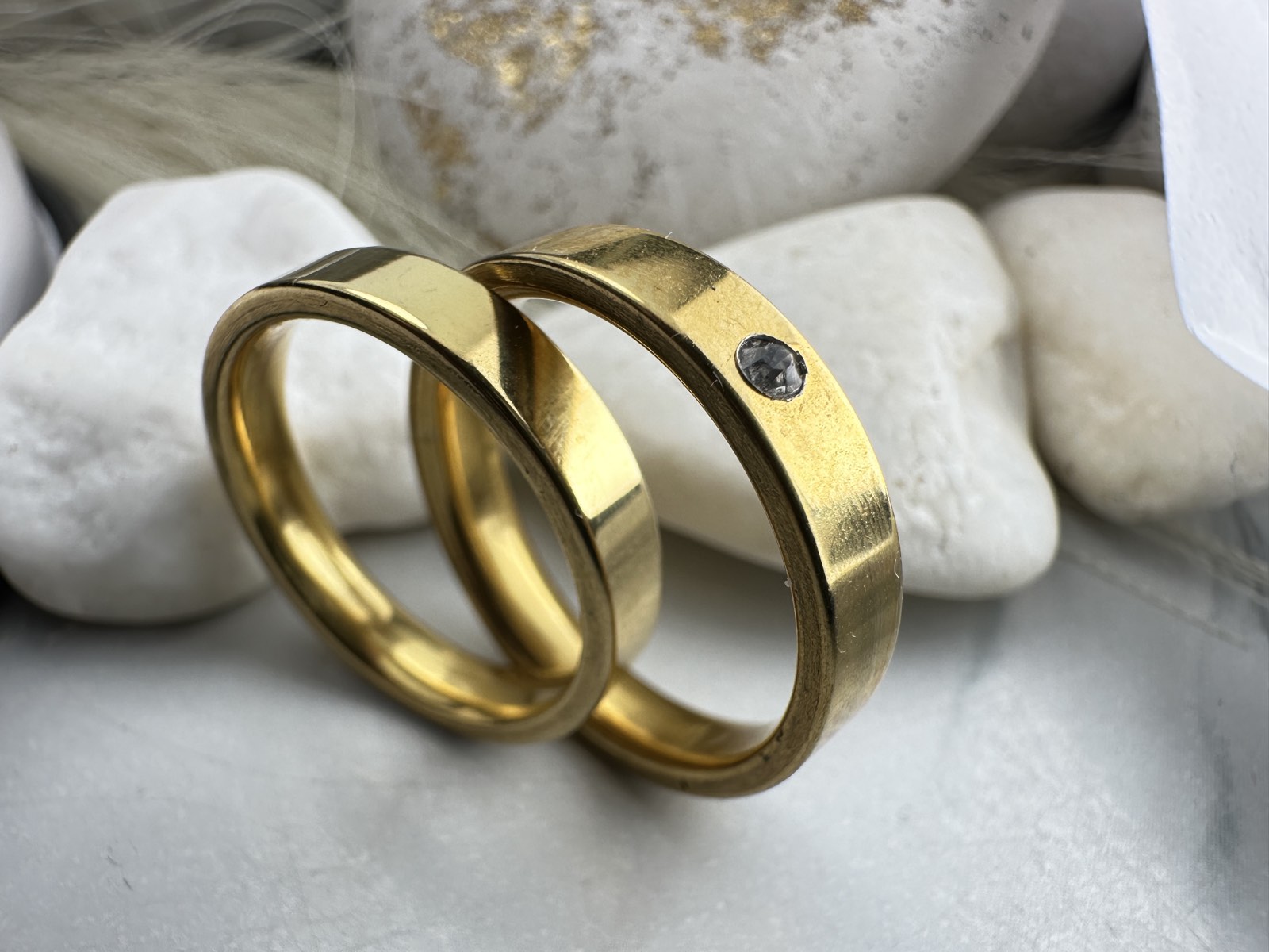 Χρυσές Βέρες Γάμου από Ατσάλι– Κομψές, Ανθεκτικές & Υποαλλεργικές (ΚΩΔ:0017) Χρυσές Βέρες Γάμου από Ατσάλι– Κομψές, Ανθεκτικές & Υποαλλεργικές (ΚΩΔ:0017)