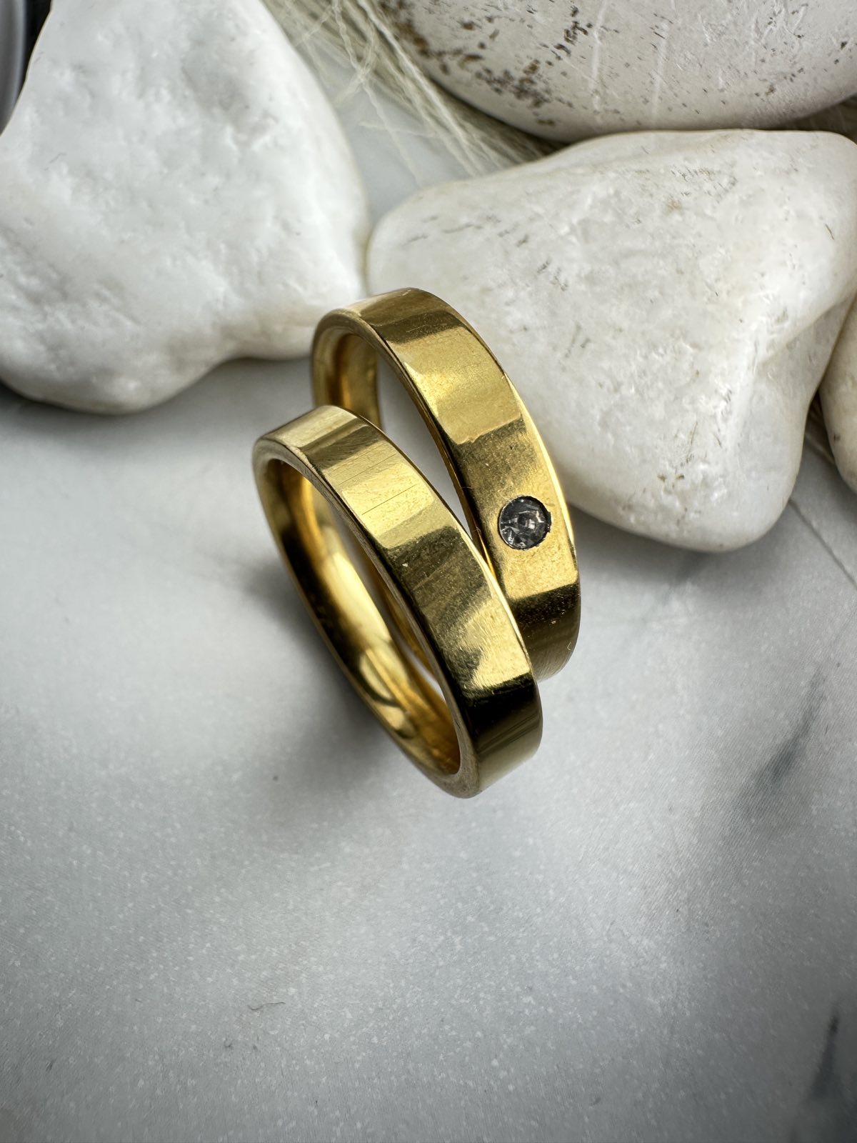 Χρυσές Βέρες Γάμου από Ατσάλι– Κομψές, Ανθεκτικές & Υποαλλεργικές (ΚΩΔ:0017) Χρυσές Βέρες Γάμου από Ατσάλι– Κομψές, Ανθεκτικές & Υποαλλεργικές (ΚΩΔ:0017)