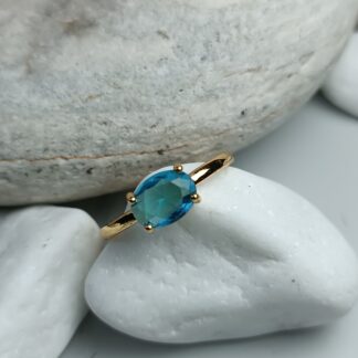 Single stone with blue zircon stones (CODE: 64622)