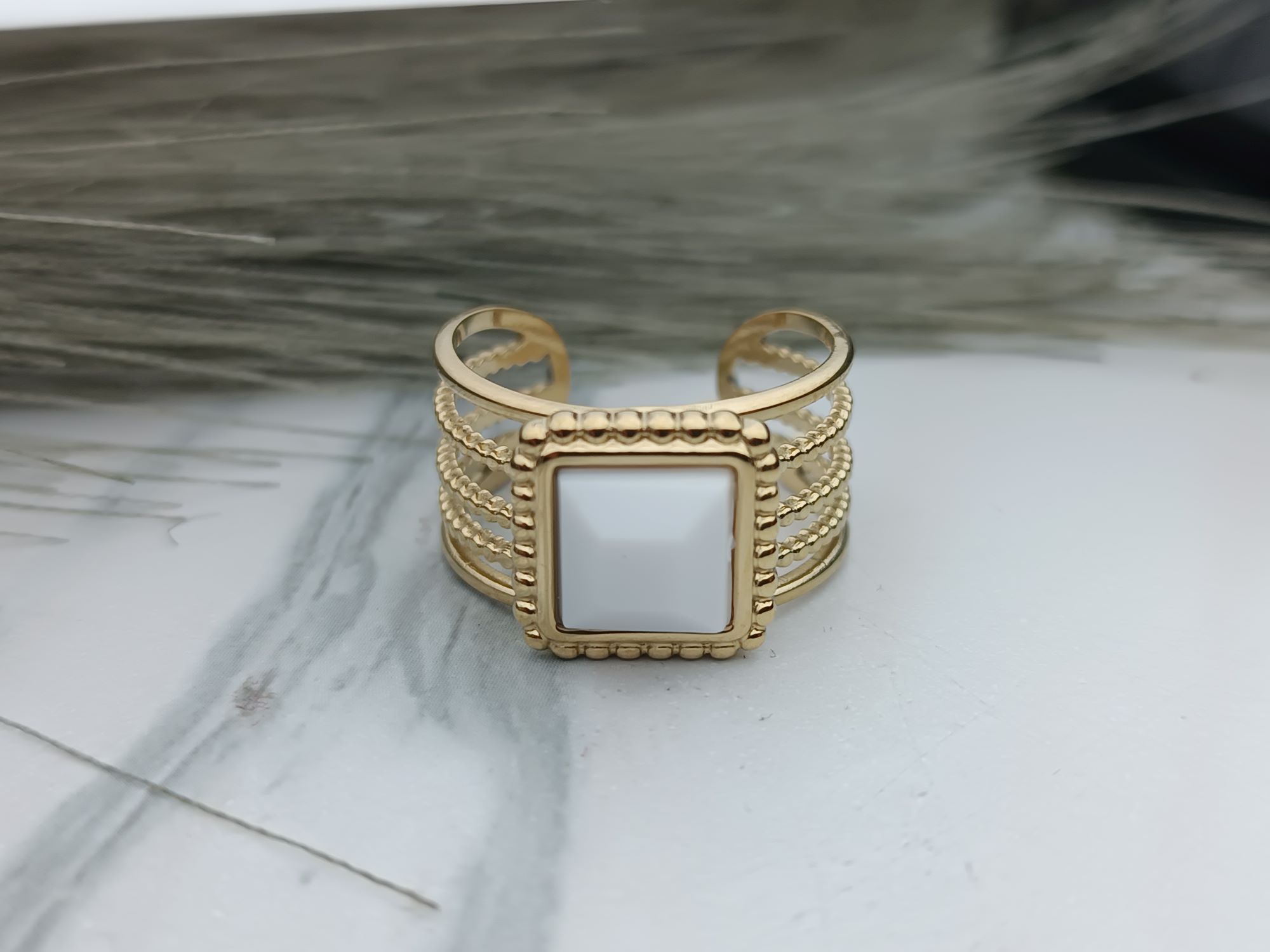 Tips για να ξεχωρίζουν τα κοσμήματά σου στις φωτογραφίες