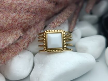 Ατσάλινο δαχτυλίδι με άσπρο σμάλτο (ΚΩΔ:0074)