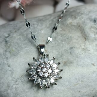 Steel flower necklace with rotating zircon stones (CODE:0022998)