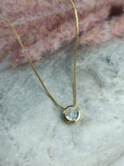 Silver gold plated necklace with round zircon. (CODE:000114)