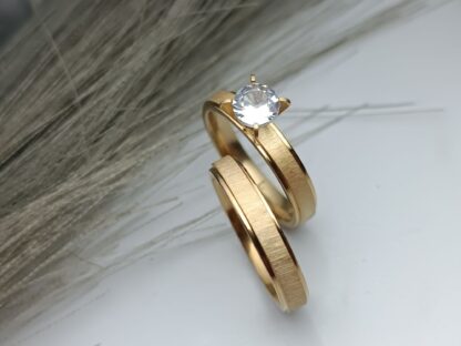 Ring together with single polished stone, matte finish, thickness 4mm (CODE: 00555)