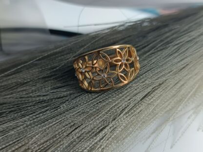 Steel Ring with flowers (CODE: 001440)