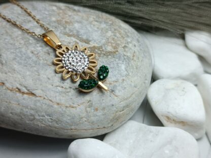 Steel flower necklace (CODE:01049)