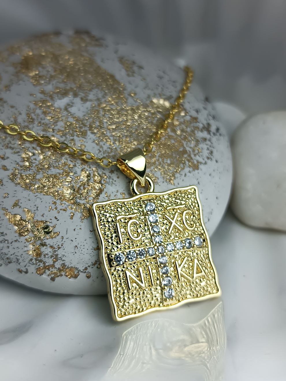 Χρυσό Τετράγωνο Μενταγιόν IC XC NI KA με Κρύσταλλα από Ατσάλι – Βυζαντινό Στυλ (ΚΩΔ:8070) Χρυσό Τετράγωνο Μενταγιόν IC XC NI KA με Κρύσταλλα από Ατσάλι – Βυζαντινό Στυλ (ΚΩΔ:8070)