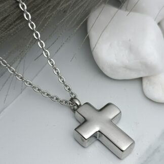 Steel cross in silver color (CODE: 00554)