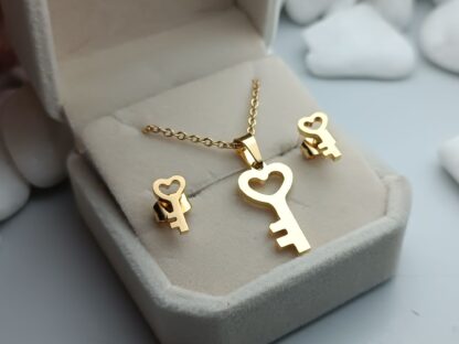 Steel Gold Plated Key Necklace in Gold with Earrings (CODE:9651)