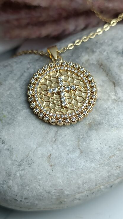 Constantinato with a round pattern with an embossed cross with white zircons (CODE: 22881)