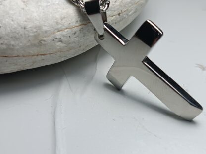 Men's steel cross with shiny surface and chain (CODE: 78412)