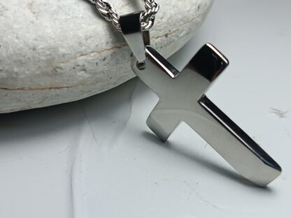 Men's steel cross with shiny surface and chain (CODE: 78412)