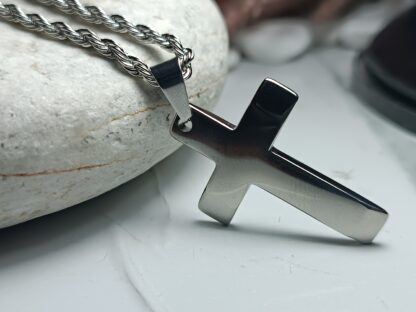 Men's steel cross with shiny surface and chain (CODE: 78412)