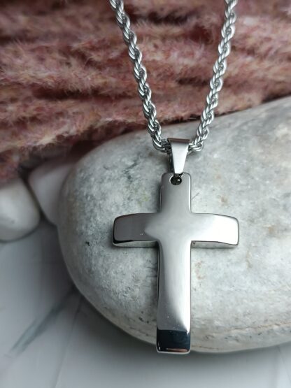 Men's steel cross with shiny surface and chain (CODE: 78412)