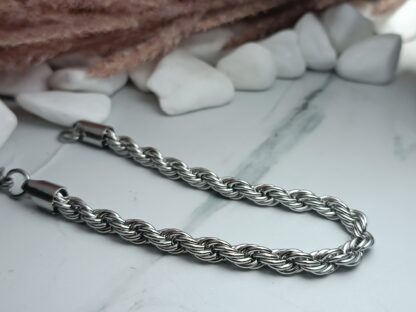 Twisted steel chain (CODE: 055291)