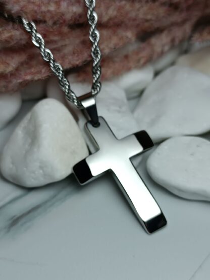 Men's steel cross with shiny surface and chain (CODE: 78412)