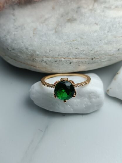 STEEL STONE WITH GREEN ZIRCON STONE, (CODE: 0909