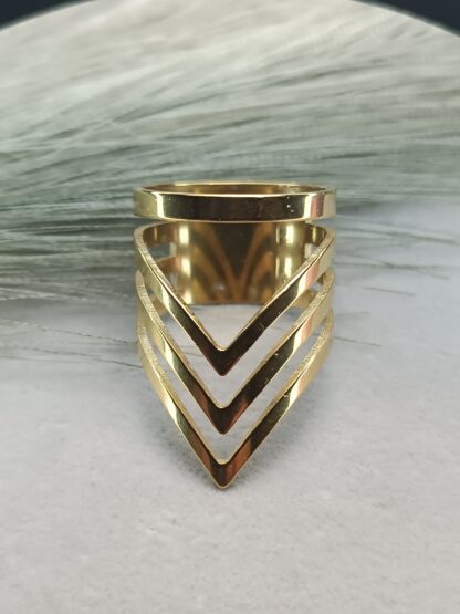 Gold enamel ring (CODE: 91100)