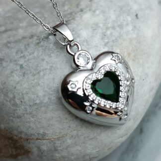 Steel heart necklace (CODE:0303)