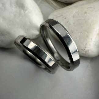 Κλασικές Βέρες από Ανοξείδωτο Ατσάλι – Minimal Σχέδιο για Γάμο & Αρραβώνα(ΚΩΔ:22201) Κλασικές Βέρες από Ανοξείδωτο Ατσάλι – Minimal Σχέδιο για Γάμο & Αρραβώνα(ΚΩΔ:22201)